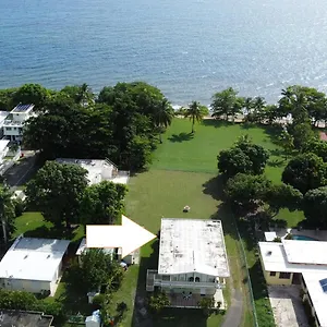 https://beachfront-2-bdr-wifi-hammock-kitchen-the-reef-1.greaterantilleshotels.net